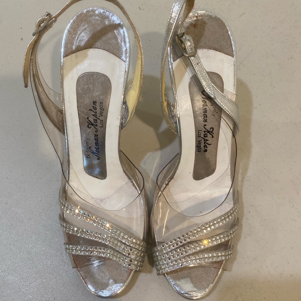 Norman Kaplan 7 narrow vintage circa 1985 pageant shoes, leather and lucite